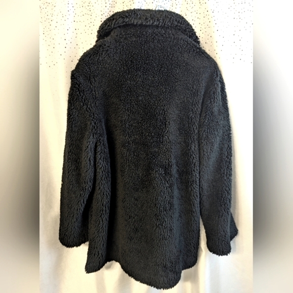 John Caruana Black Sherpa Coat Button Lined Warm Winter size Large - Picture 2 of 5